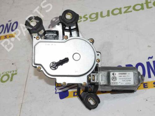 Used Rear wiper motor VW GOLF PLUS V (5M1, 521) 2.0 TDI (140 hp) 1543812