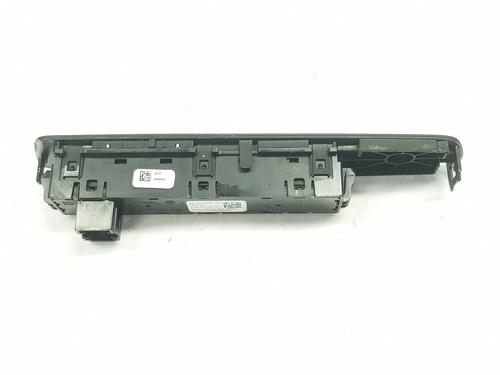 Switch BMW X5 (F15, F85) xDrive 30 d | BP16426721I30 