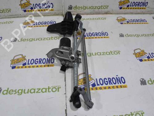 Used Front wiper motor BMW 3 (F30, F80) 318 d (150 hp) 1363889