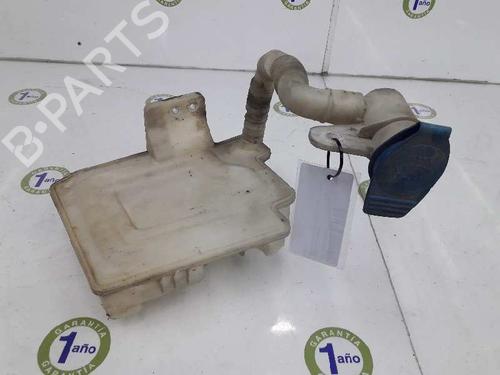 Used Windscreen washer tank VW CADDY III MPV (2KB, 2KJ, 2CB, 2CJ) 1.9 TDI (105 hp) 7895967