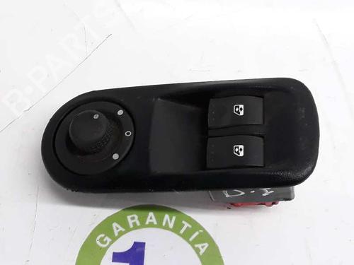 Used Left front window switch NISSAN INTERSTAR Van (X70) dCi 100 (101 hp) 5333966