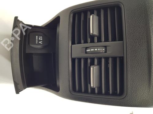 Armrest / Center console MERCEDES-BENZ GLA-CLASS (X156) GLA 200 CDI / d (156.908) | BP21072851I20 