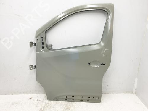 Used Left front door RENAULT TRAFIC III Bus (JG_) [2014-2025]  21003730