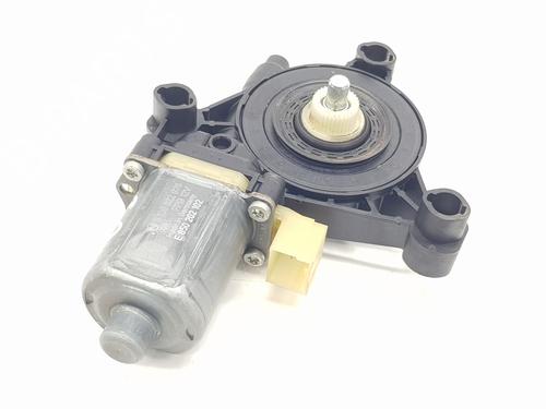 Vindusheismotor høyre foran SEAT ATECA (KH7, KHP) 1.5 TSI | BP30711442E20