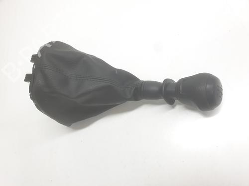 Used Shift knob Shift knob MAN TGE Van 2.0 TDI (01V, 03V, 36V, UYB, UYC, UYD) (140 hp) 34718764 34718764