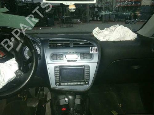 Left front window switch SEAT LEON (1P1) 2.0 TDI 16V | BP1363219I27 