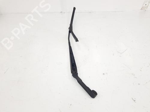 Front windshield wiper arm MITSUBISHI PAJERO III (V7_W, V6_W) 2.5 TDi (V64W) | BP8250829C143 