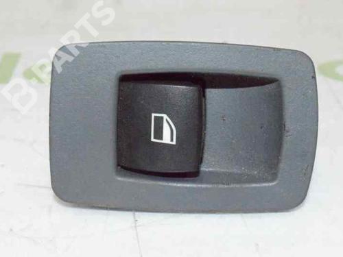 Used Right rear window switch Right rear window switch BMW 1 (E87) 118 d (122 hp) 1364264 1364264