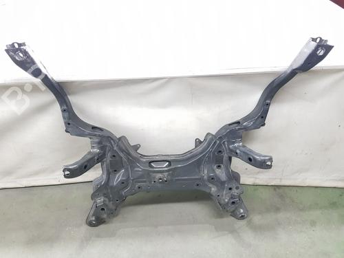 Used Subframe TOYOTA YARIS (_P21_, _PA1_, _PH1_) 1.5 Hybrid (MXPH10, MXPH11) (116 hp) 15990239