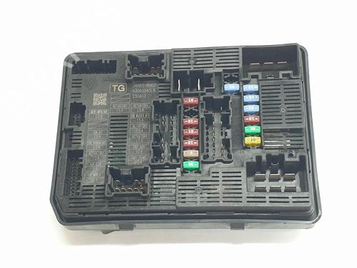 Fuse box RENAULT TRAFIC III Van (FG_) | BP37495255E1 - Image 4
