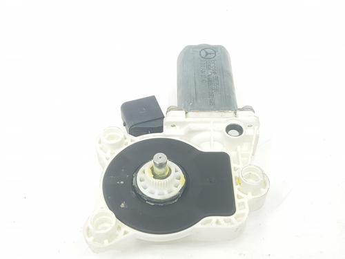 Portierruitmotor rechtsvoor MERCEDES-BENZ C-CLASS (W203) C 180 Kompressor (203.046) | BP17670358E20 