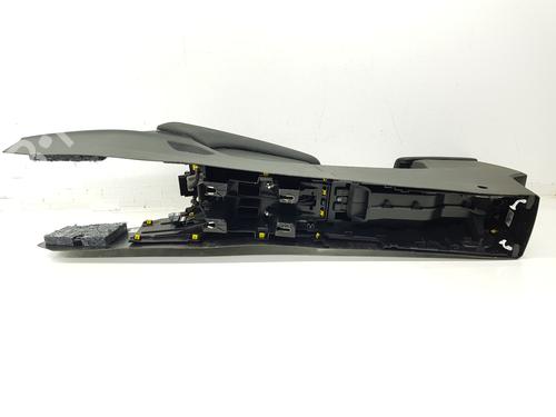 Armrest / Center console RENAULT SYMBIOZ 1.8 E-Tech 160 Full Hybrid | BP34698224I20  - Image 7