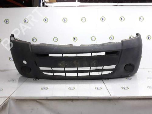 Used Front bumper NISSAN INTERSTAR Van (X70) dCi 100 (101 hp) 5332818