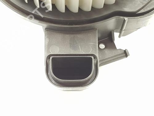Heater blower motor JAGUAR XE (X760) 2.0 D | BP17807815M62 