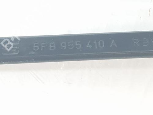 Front windshield wiper arm CUPRA LEON (KL1, KU1, KUG)  | BP29358588C143 