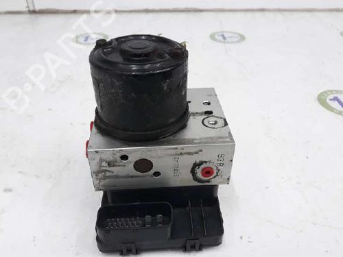 Used ABS pump HYUNDAI ELANTRA III Saloon (XD) 2.0 CRDi (113 hp) 5398749