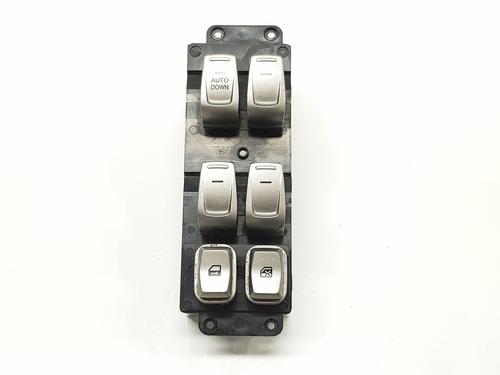 Used Left front window switch SSANGYONG XLV SUV e-XDi 160 (116 hp) 18865150
