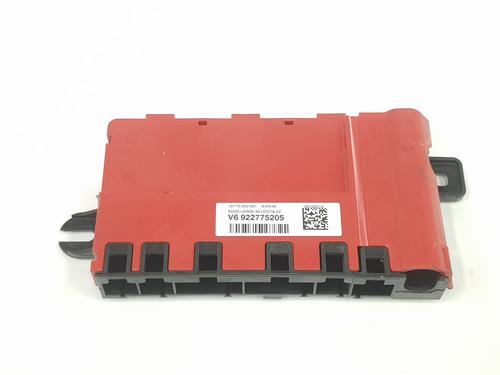 Used Fuse box BMW 3 (F30, F80) 318 d (143 hp) 18868609