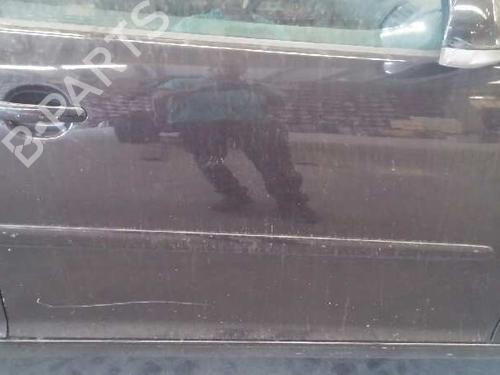 Venstre bak utvendig håndtak VW GOLF V (1K1) 1.9 TDI | BP1641500C130 