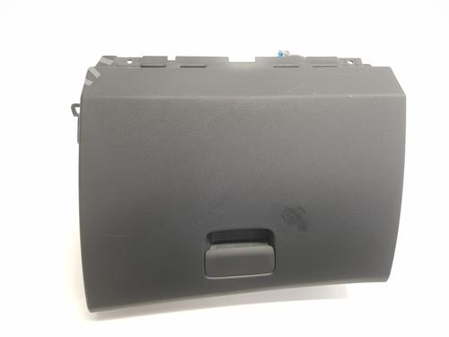 Used Glove box MERCEDES-BENZ A-CLASS (W176) A 200 CDI / d (176.008) (136 hp) 29731718
