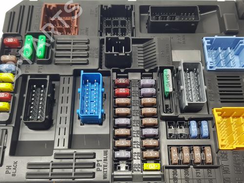 Fuse box CITROËN C4 SPACETOURER (3D_) 1.2 PureTech 130 | BP23868930E1 