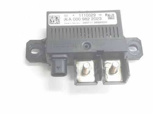 Used Electronic module Electronic module MERCEDES-BENZ C-CLASS T-Model (S204) C 250 CDI 4-matic (204.282) (204 hp) 33215226 33215226