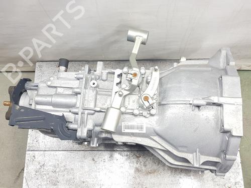 Used Gearbox RENAULT MASTER III Platform/Chassis (EV, HV, UV) [2010-2026]  32196436