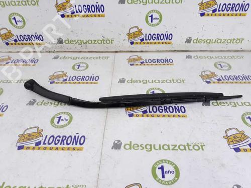 Used Front windshield wiper arm LAND ROVER RANGE ROVER III (L322) 3.0 D 4x4 (177 hp) 5247511