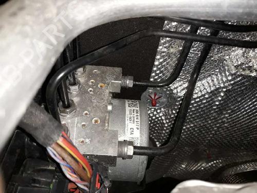 Injection rail SEAT LEON (5F1) 1.6 TDI | BP4204923M98 