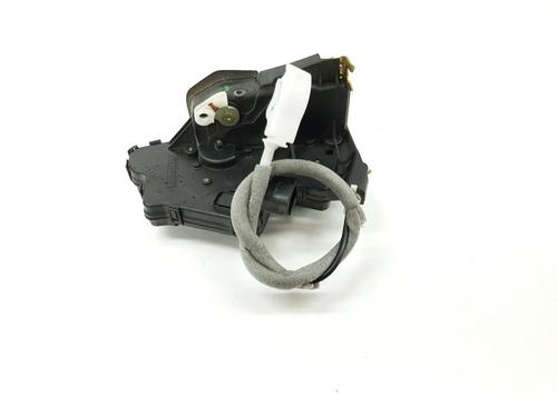 Cerradura puerta trasera izquierda BMW 3 Touring (E46) 330 xd (204 hp) 17546337