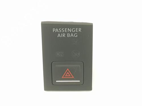 Used Warning switch VW GOLF VII (5G1, BQ1, BE1, BE2) 1.6 TDI (110 hp) 10405871