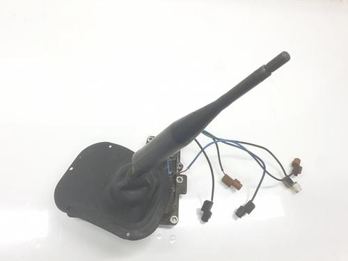 Used Gear lever Gear lever MITSUBISHI PAJERO III (V7_W, V6_W) [1999-2007] 32778631 32778631