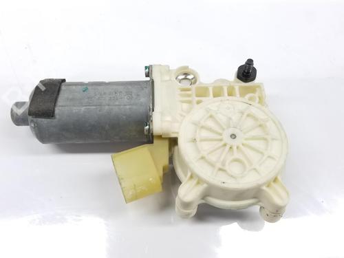 Used Right rear window motor BMW X6 (E71, E72) xDrive 50 i (408 hp) 6310120