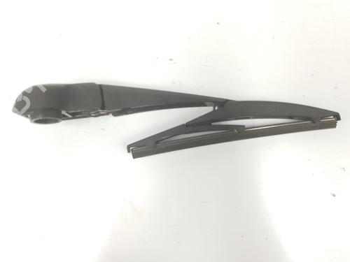Used Rear windshield wiper arm LEXUS CT (ZWA10_) 200h (ZWA10_) (99 hp) 13732617