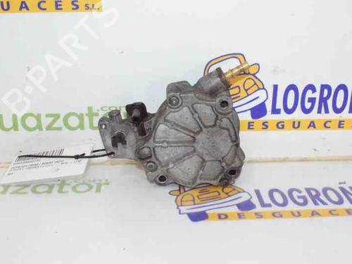 Used Vacuum pump CITROËN C-CROSSER (VU_, VV_) 2.2 HDi (156 hp) 1637790