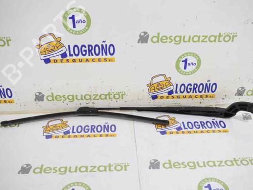 Used Front windshield wiper arm LAND ROVER RANGE ROVER SPORT I (L320) 2.7 D 4x4 (190 hp) 3659247