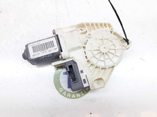Left front window motor LAND ROVER RANGE ROVER SPORT I (L320) 3.6 D 4x4 | BP4446842E21 