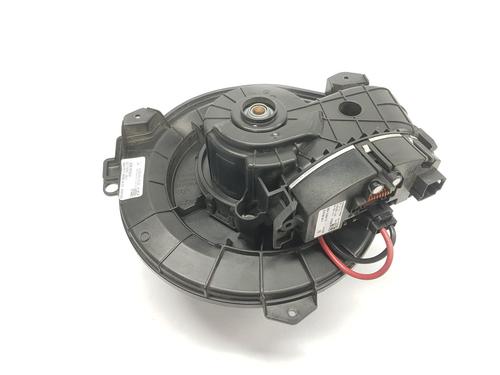 Used Heater blower motor MERCEDES-BENZ SPRINTER 3,5-t Van (B907, B910) 314 CDI RWD (907.631, 907.633, 907.635, 907.637) (143 hp) 16098636