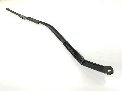 Front windshield wiper arm MASERATI LEVANTE SUV (M161) 3.0 D Q4 | BP26903732C143 