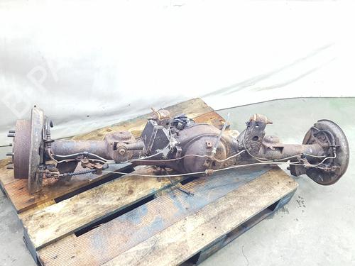 Essieu arrière TOYOTA LAND CRUISER 90 (_J9_) 3.0 TD (KZJ90_, KZJ95_, KZJ90R, KZJ95R, KZJ90W, KZJ95W) (125 hp) 32352328