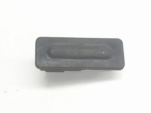 Used Tailgate handle PEUGEOT 2008 I (CU_) 1.5 BlueHDI 100 (102 hp) 24547886