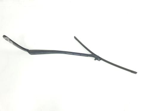 Used Front windshield wiper arm BMW 3 Touring (E91) 318 d (122 hp) 30472021