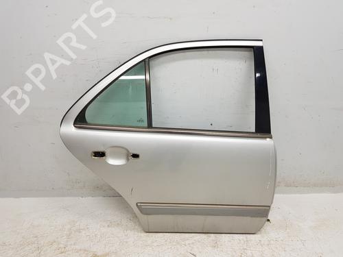 Used Right rear door Right rear door MERCEDES-BENZ E-CLASS T-Model (S210) E 300 T Turbo-D (210.225) (177 hp) 33861594 33861594
