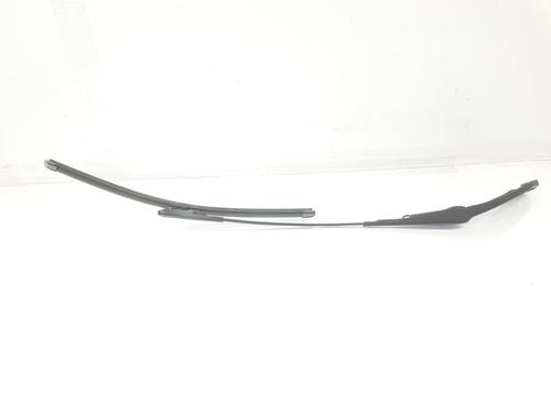 Bras d'essuie-glace avant BMW 1 (F21) 118 d (143 hp) 13896116