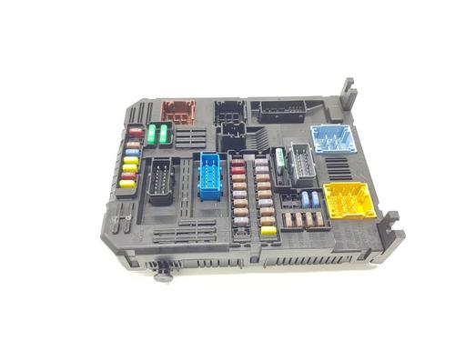 Used Fuse box Fuse box 39074313 39074313