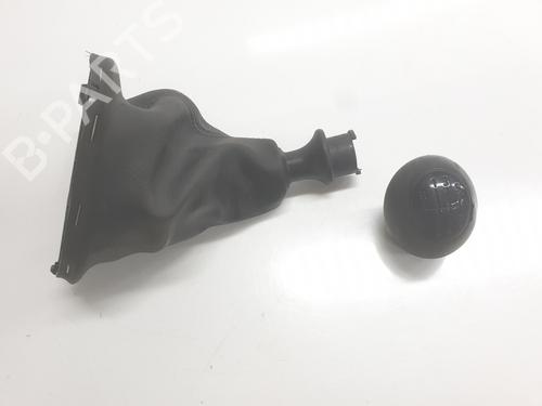 Used Shift knob Shift knob OPEL VIVARO A Bus (X83) 2.0 CDTI (F7, J7, A07) (114 hp) 33620560 33620560