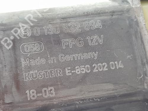 Right rear window motor VW T-ROC (A11, D11) 1.0 TSI | BP37535382E22 - Image 6