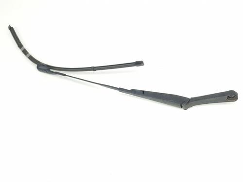 Used Front windshield wiper arm AUDI A6 C7 (4G2, 4GC) 2.0 TDI (190 hp) 30479659