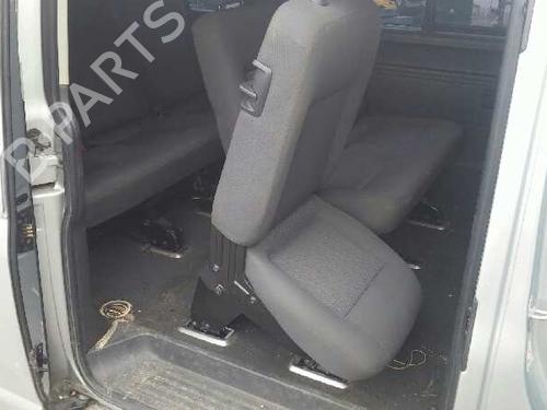 Front right lock VW TRANSPORTER T5 Van (7HA, 7HH, 7EA, 7EH) 2.5 TDI | BP794469C97 