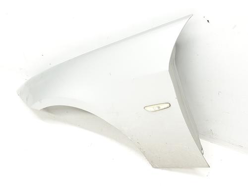 Left front fenders BMW 3 Touring (E91) 325 d | BP17683544C41 